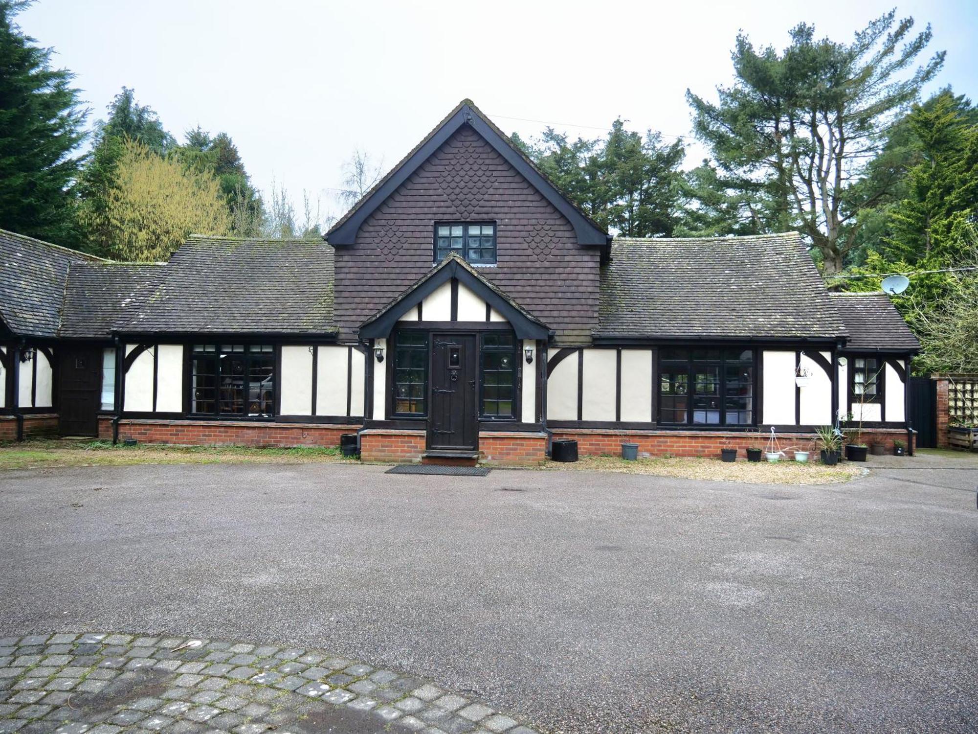 Beautiful Cottage In Brentwood Kelvedon Hatch Exterior foto